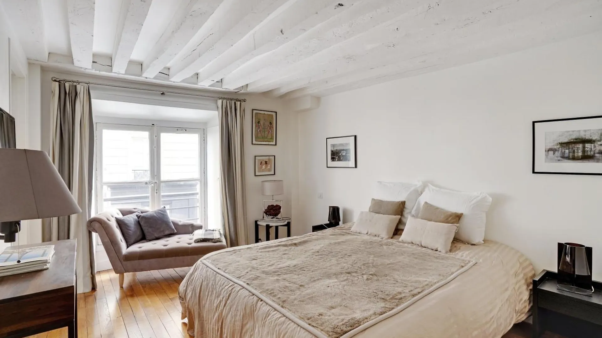 Voltaire - Saint Germain Apartment Paris